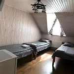артемів двір Dom wakacyjny Sławsko