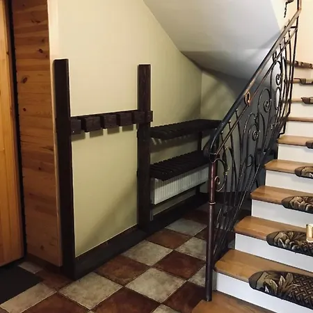 別荘 артемів двір
