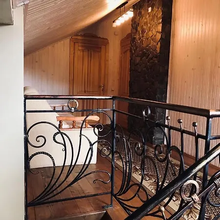 артемів двір 別荘